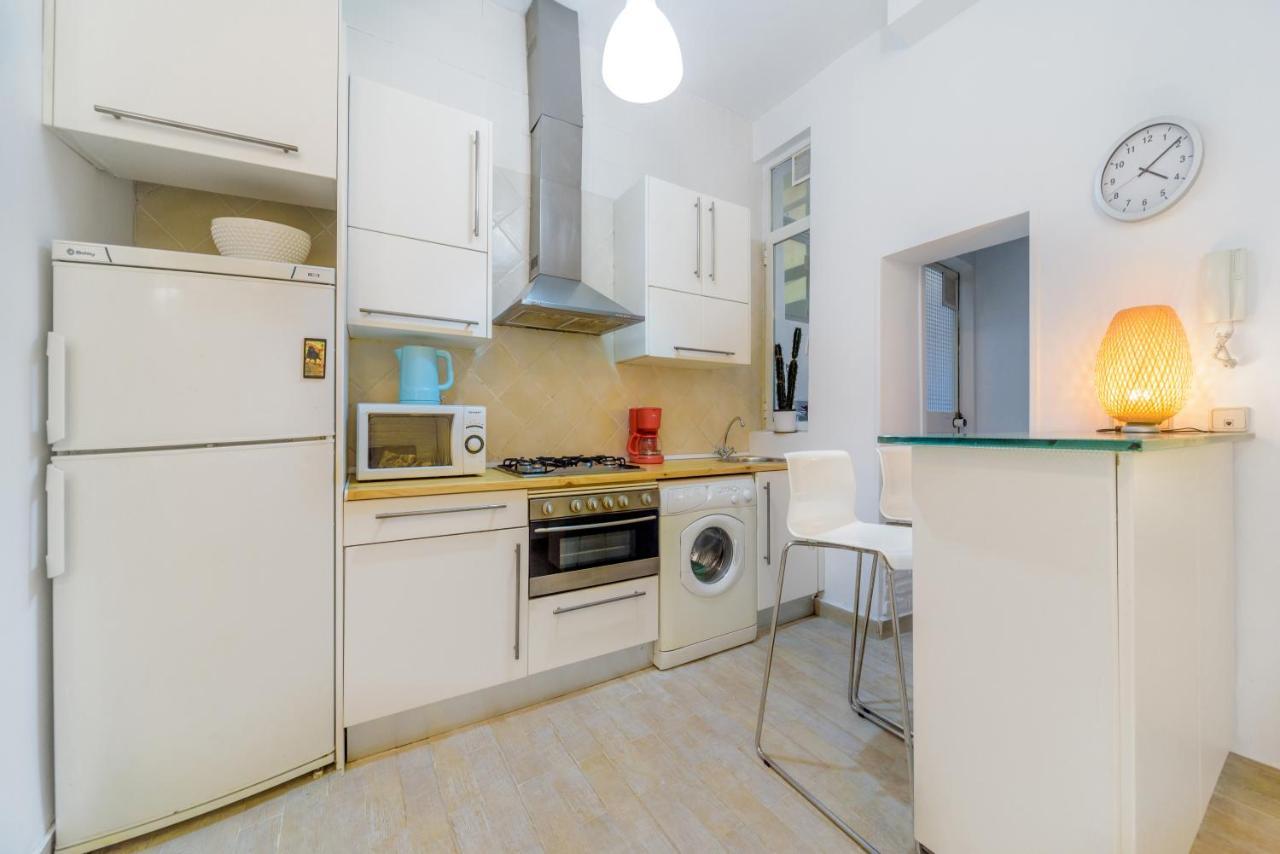 Stylish Loft At Chueca'S Heart Appartement Madrid Buitenkant foto